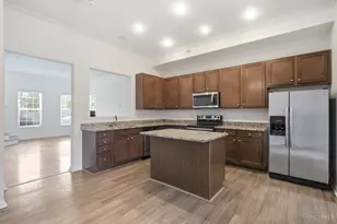 1443 Laurel Park Dr, Cincinnati, OH 45214 - Photo 10