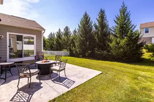 3712 Whisper Creek Dr, Butler Twp, OH 45414 - Photo 30