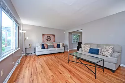 6586 S Oak Knoll Drive, Cincinnati, OH 45224 - Photo 8