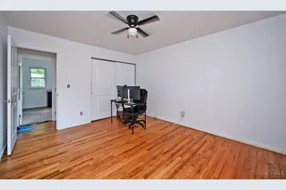 6586 S Oak Knoll Drive, Cincinnati, OH 45224 - Photo 36