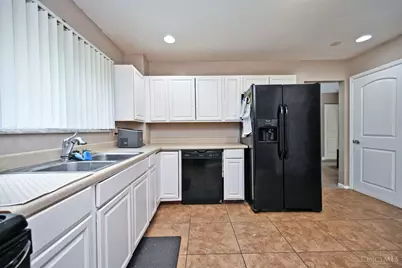 6586 S Oak Knoll Drive, Cincinnati, OH 45224 - Photo 14
