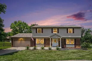 8 Suffolk Ct, Fairfield, OH 45014 - Photo 1