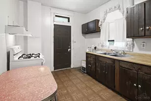 2035 Burnet Ave, Cincinnati, OH 45219 - Photo 12