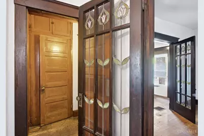 2035 Burnet Avenue, Cincinnati, OH 45219 - Photo 10