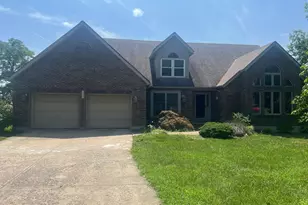 8710 Foxdale Ct, West Chester, OH 45069 - Photo 1