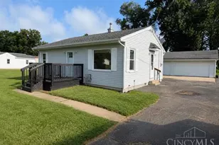 134 Fairview Dr, Carlisle, OH 45005 - Photo 1