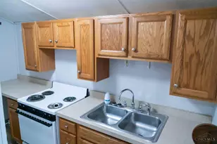 21 N E St, Hamilton, OH 45013 - Photo 14