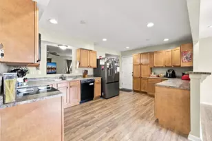 422 Kenwood Ln, Trenton, OH 45067 - Photo 10