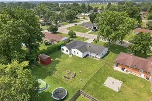 422 Kenwood Ln, Trenton, OH 45067 - Photo 4