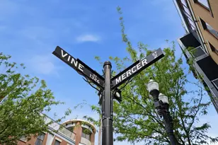 1326 Vine St, Cincinnati, OH 45202 - Photo 4