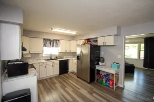 1200 Oakmont Ave, Hamilton, OH 45013 - Photo 6