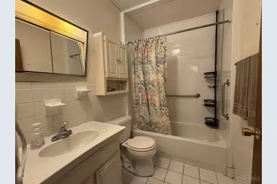 112 E 72nd Street, Cincinnati, OH 45216 - Photo 14