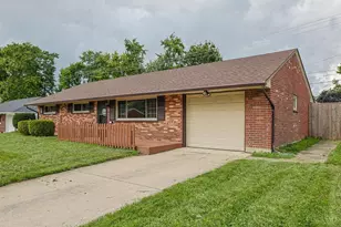 1855 Owendale Dr, Miami Township, OH 45439 - Photo 2