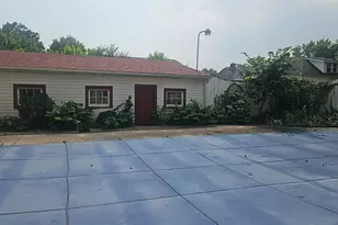 2440 Pleasant Ave, Hamilton, OH 45015 - Photo 2
