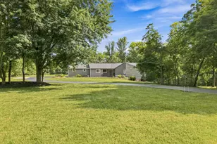 488 Green Rd, Pierce Township, OH 45255 - Photo 1