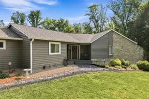 488 Green Rd, Pierce Township, OH 45255 - Photo 6