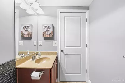 951 Volterra Lane, Cincinnati, OH 45206 - Photo 12