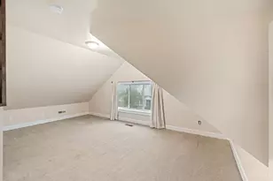 1942 Hudson Ave, Norwood, OH 45212 - Photo 12