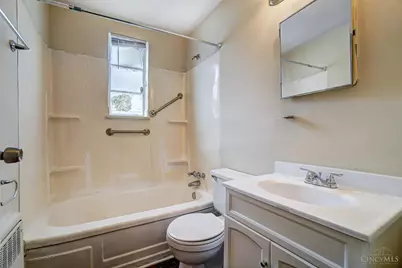631 Mulberry Street #2, Lockland, OH 45215 - Photo 10