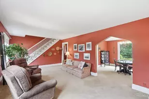 6124 Fairway Dr, Cincinnati, OH 45212 - Photo 8