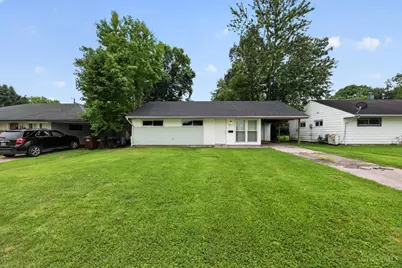1305 Landis Lane, Springfield Township, OH 45231 - Photo 2