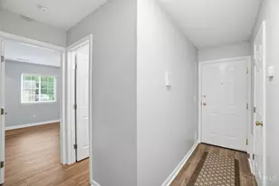 7331 Chatham Ct, West Chester, OH 45069 - Photo 6