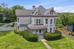 3475 McFarlan Rd, Cincinnati, OH 45211 - Photo 2