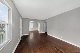 1911 Ashbrook Dr, Cincinnati, OH 45238 - Photo 10