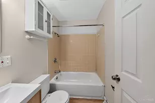 1911 Ashbrook Dr, Cincinnati, OH 45238 - Photo 22
