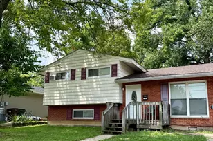 11541 Folkstone Dr, Forest Park, OH 45240 - Photo 1