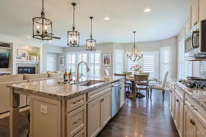 7485 Marsh Creek Lane, Hamilton Township, OH 45039 - Photo 14