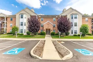 4350 Regency Ridge Ct, Green Township, OH 45248 - Photo 2