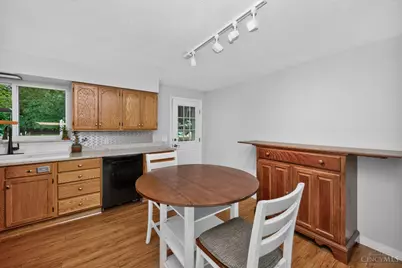 1390 Ridgecrest Drive, Miami Township, OH 45150 - Photo 10