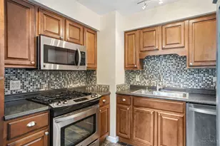4127 Paxton Woods Dr, Cincinnati, OH 45209 - Photo 10