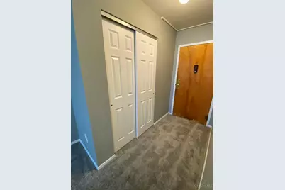 4960 Ridge Avenue #504, Cincinnati, OH 45209 - Photo 8