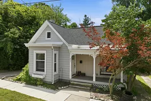 311 E Silver St, Lebanon, OH 45036 - Photo 2