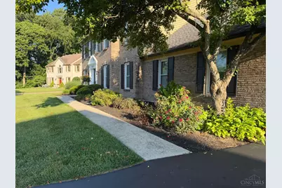 8033 Old Stable Court, West Chester, OH 45069 - Photo 2