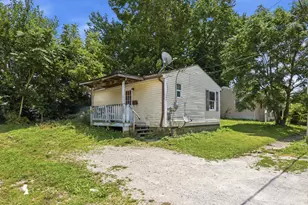 404 N Water St, Georgetown, OH 45121 - Photo 1