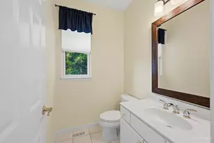 2292 Endovalley Dr, Anderson Township, OH 45244 - Photo 18