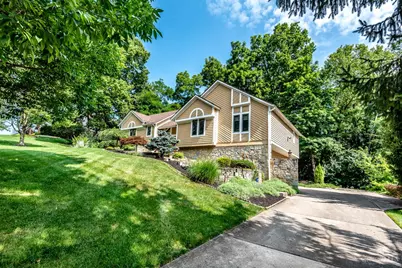 180 Eleanor Drive, Springboro, OH 45066 - Photo 2