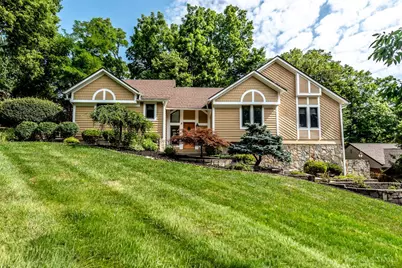 180 Eleanor Drive, Springboro, OH 45066 - Photo 1