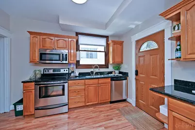 322 Dorchester Avenue, Cincinnati, OH 45219 - Photo 12