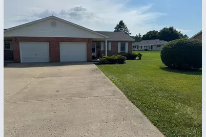 112 Erin Court #A, Hillsboro, OH 45133 - Photo 2