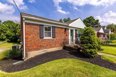 4894 Oaklawn Drive, Cincinnati, OH 45227 - Photo 2