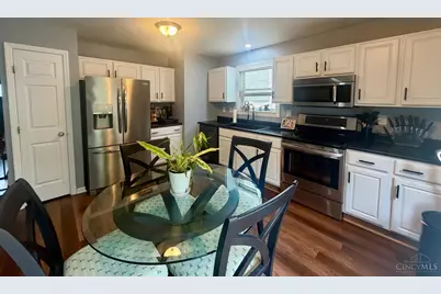 110 Waterstone Drive, Franklin, OH 45005 - Photo 8