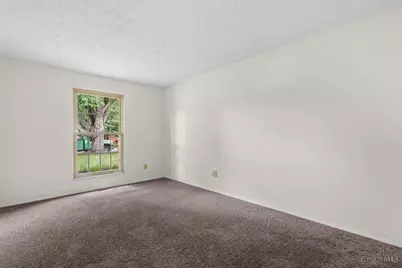 9732 Stagecoach Drive S, Centerville, OH 45458 - Photo 32