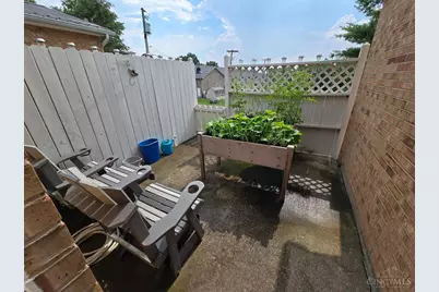1145 Northview Drive #F, Hillsboro, OH 45133 - Photo 14