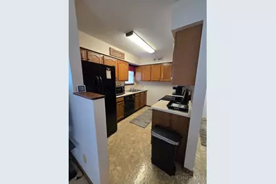 1145 Northview Drive #F, Hillsboro, OH 45133 - Photo 6