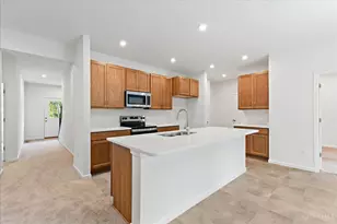 1185 Buxton Oaks Dr, Union Township, OH 45102 - Photo 2