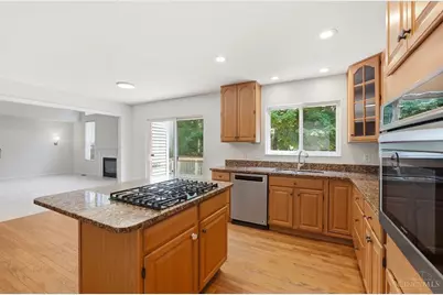 797 Dorgene Lane, Union Township, OH 45244 - Photo 12